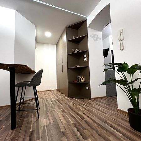 Palackeho Lobby Apartment Olomouc Exteriör bild