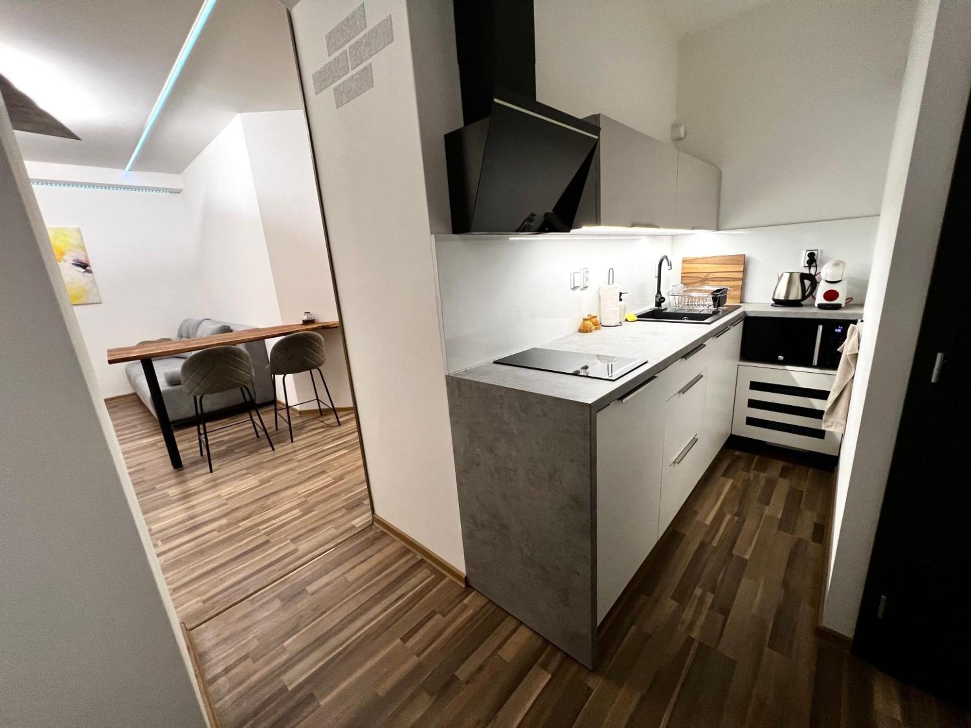 Palackeho Lobby Apartment Olomouc Exteriör bild
