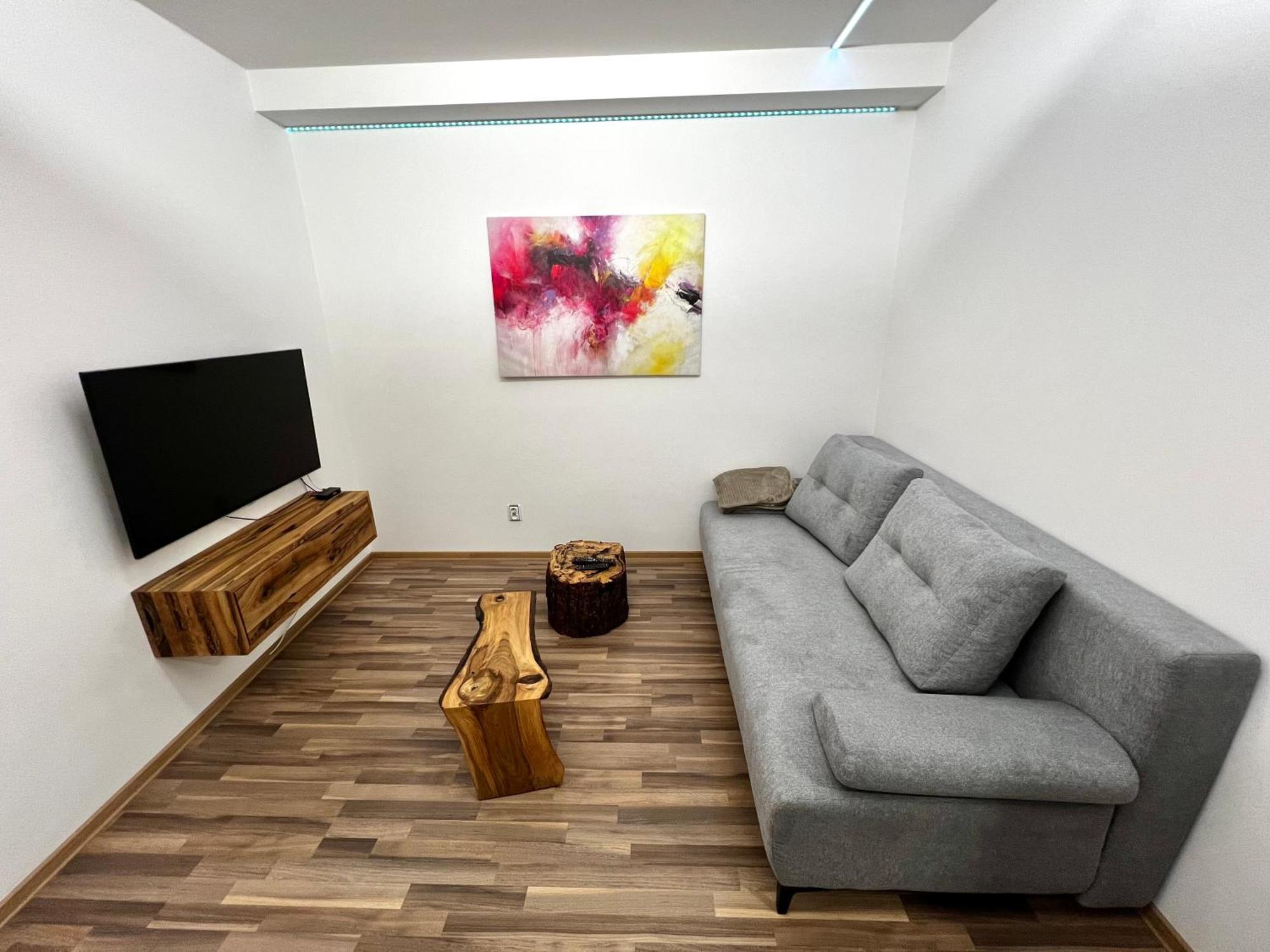 Palackeho Lobby Apartment Olomouc Exteriör bild